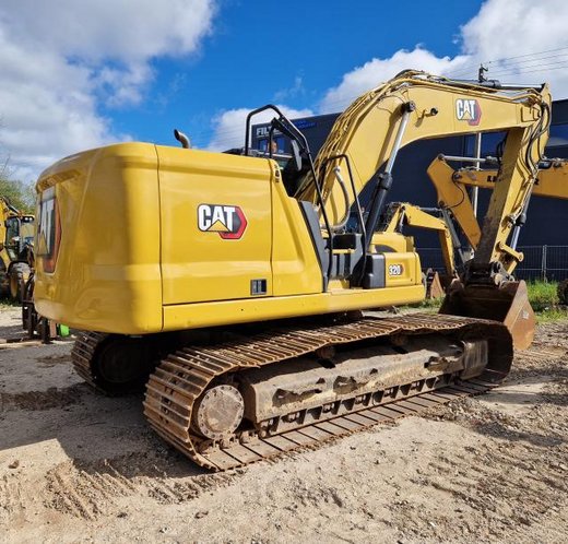 CATERPILLAR 320