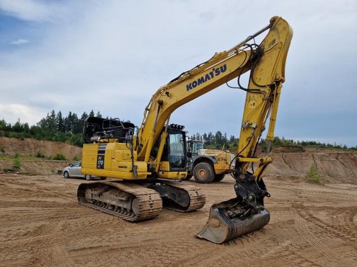 KOMATSU PC170LC