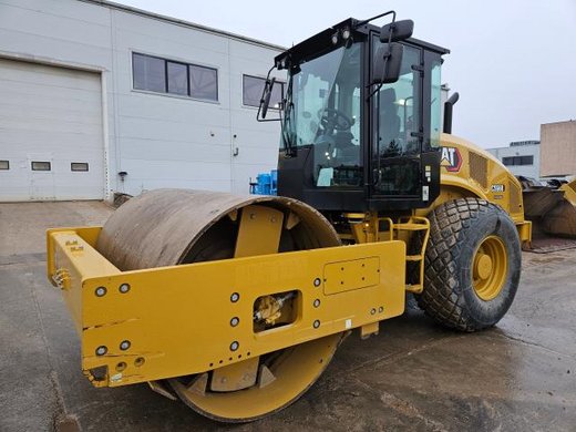 CATERPILLAR CS66B