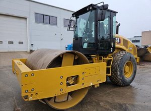 CATERPILLAR CS66B