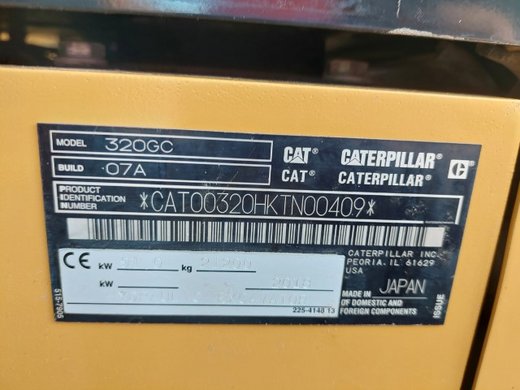 CATERPILLAR CAT 320GC