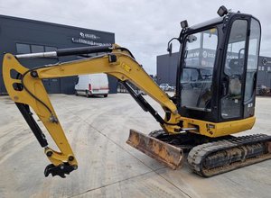 CATERPILLAR 302,7DCR_Selling with 3 Buckets 