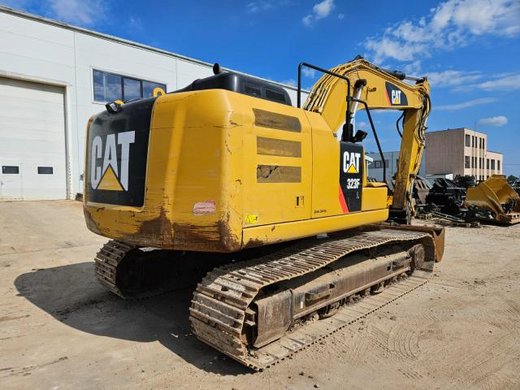 CATERPILLAR 323