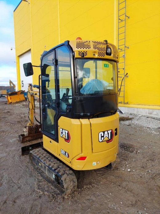 CATERPILLAR 301.6