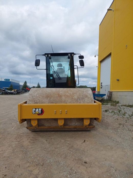 CATERPILLAR CS66B