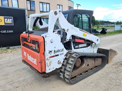 BOBCAT T590